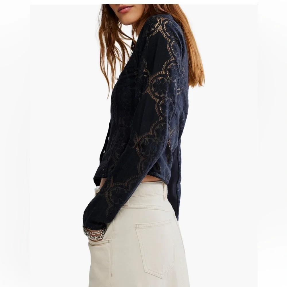 Free‎ People Jae Button-Up Top, Size XSMALL